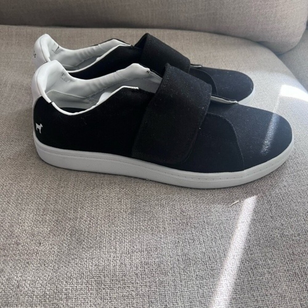 Goats Black One Strap Shoe SZ 11.5